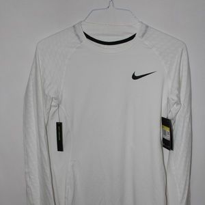 Men’s Nike pro shirt